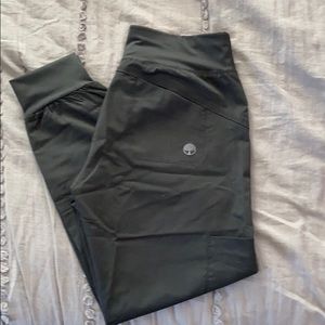 Women’s Healing Hands Purple Label scrub joggers